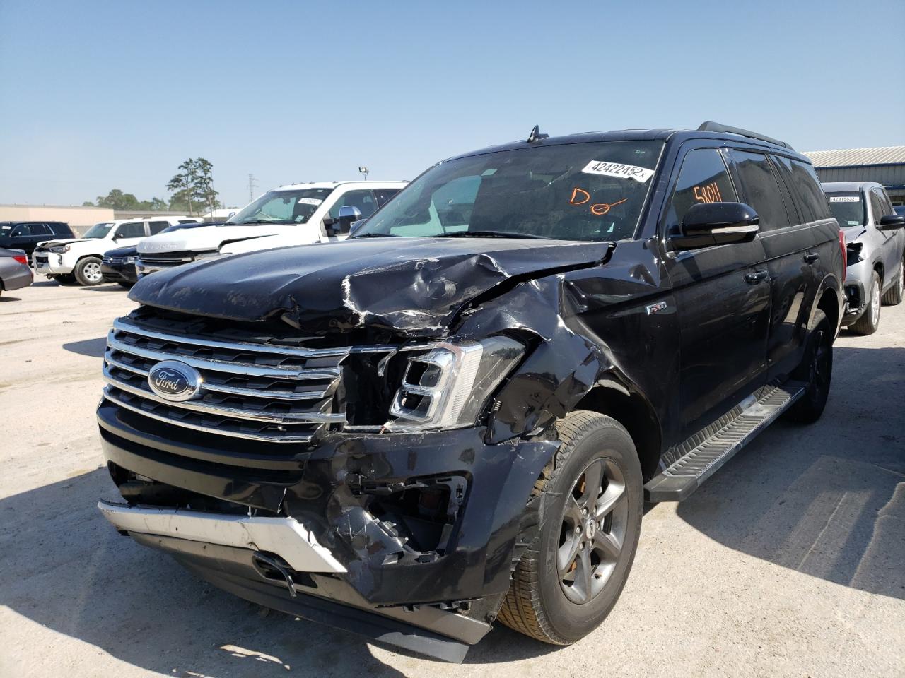 Photo 2 from auction – 2019 FORD EXPEDITION with VIN 1FMJU1JT7KEA01817