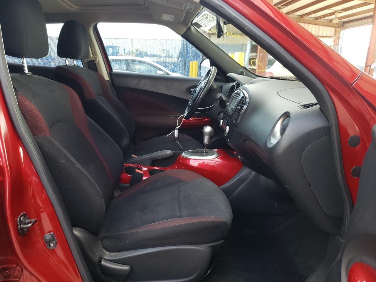 Photo 5 from auction – 2012 NISSAN JUKE S with VIN JN8AF5MR2CT113853