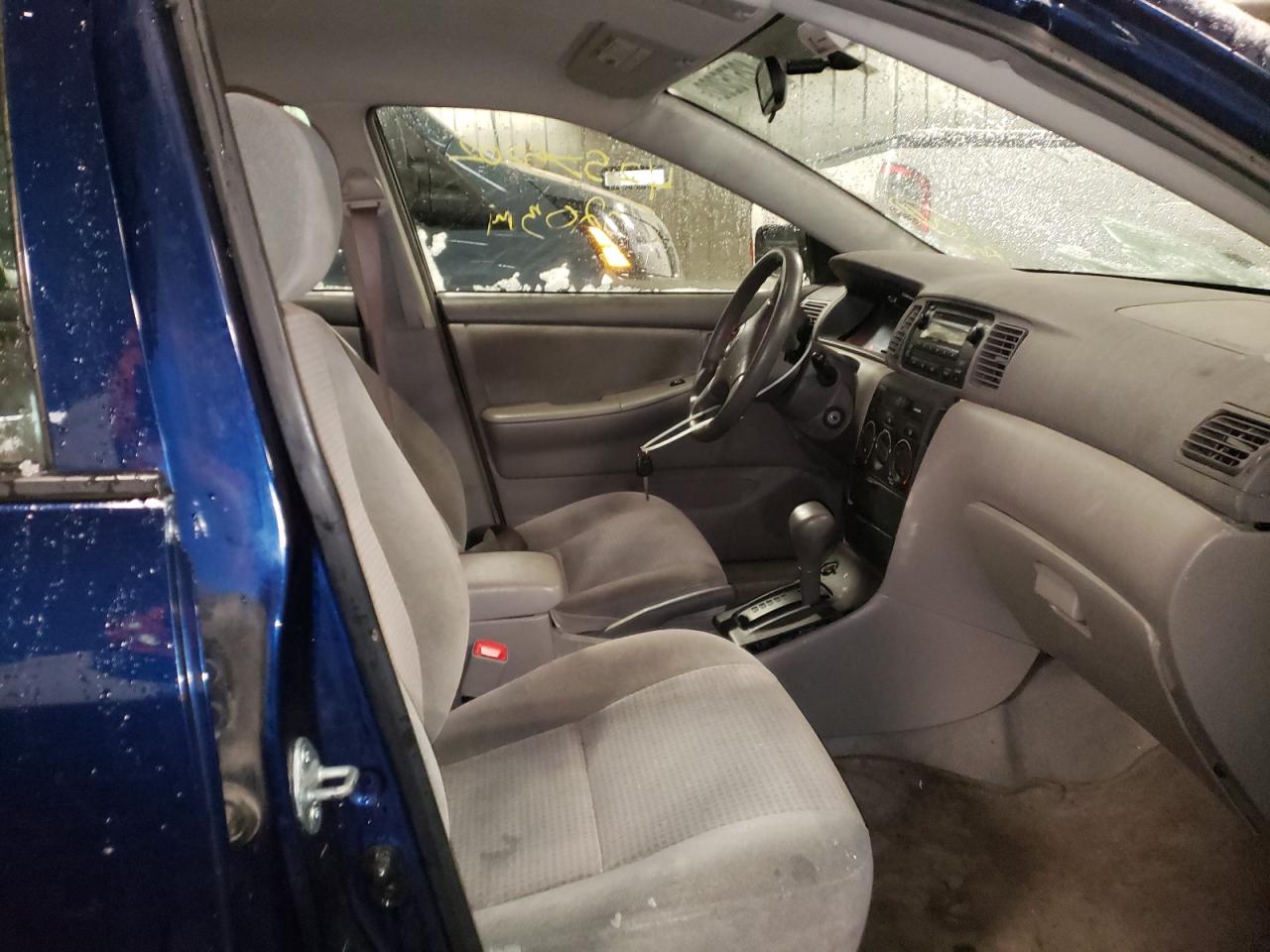 Photo 5 from auction – 2005 TOYOTA COROLLA CE with VIN 1NXBR32E55Z461831