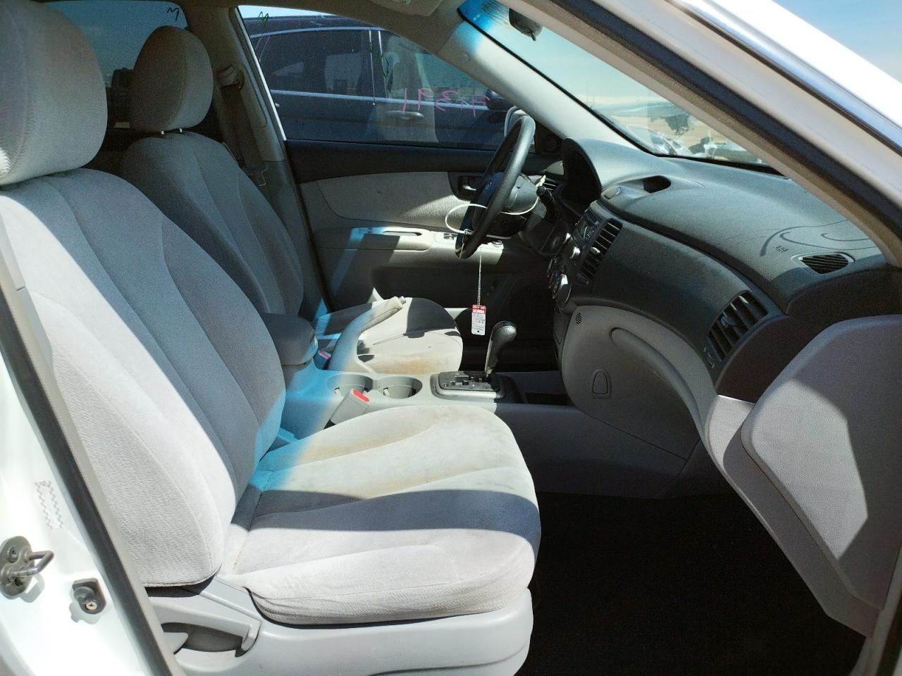 Photo 5 from auction – 2007 KIA OPTIMA LX with VIN KNAGE123775146094