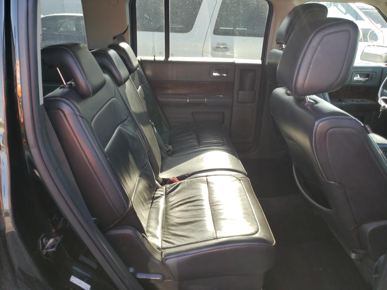 Photo 6 from auction – 2009 FORD FLEX with VIN 2FMDK52C09BA18232