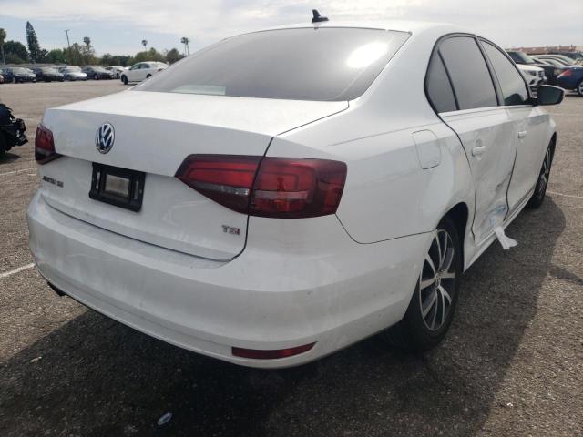 Photo 4 from auction – 2017 VOLKSWAGEN JETTA SE with VIN 3VWDB7AJXHM395838