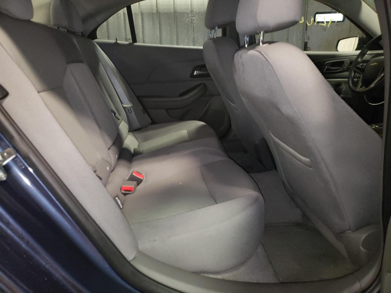 Photo 6 from auction – 2013 CHEVROLET MALIBU LS with VIN 1G11B5SA5DF352777