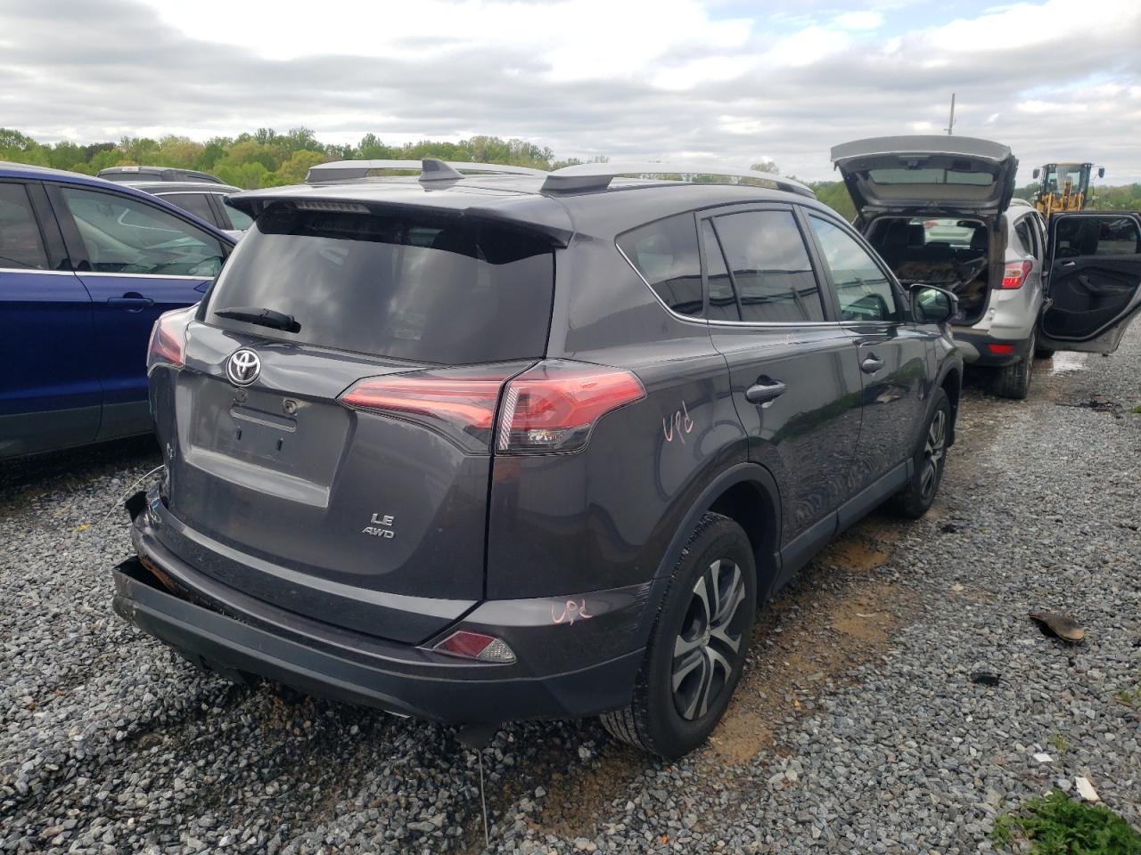 Photo 4 from auction – 2016 TOYOTA RAV4 LE with VIN 2T3BFREV0GW455193