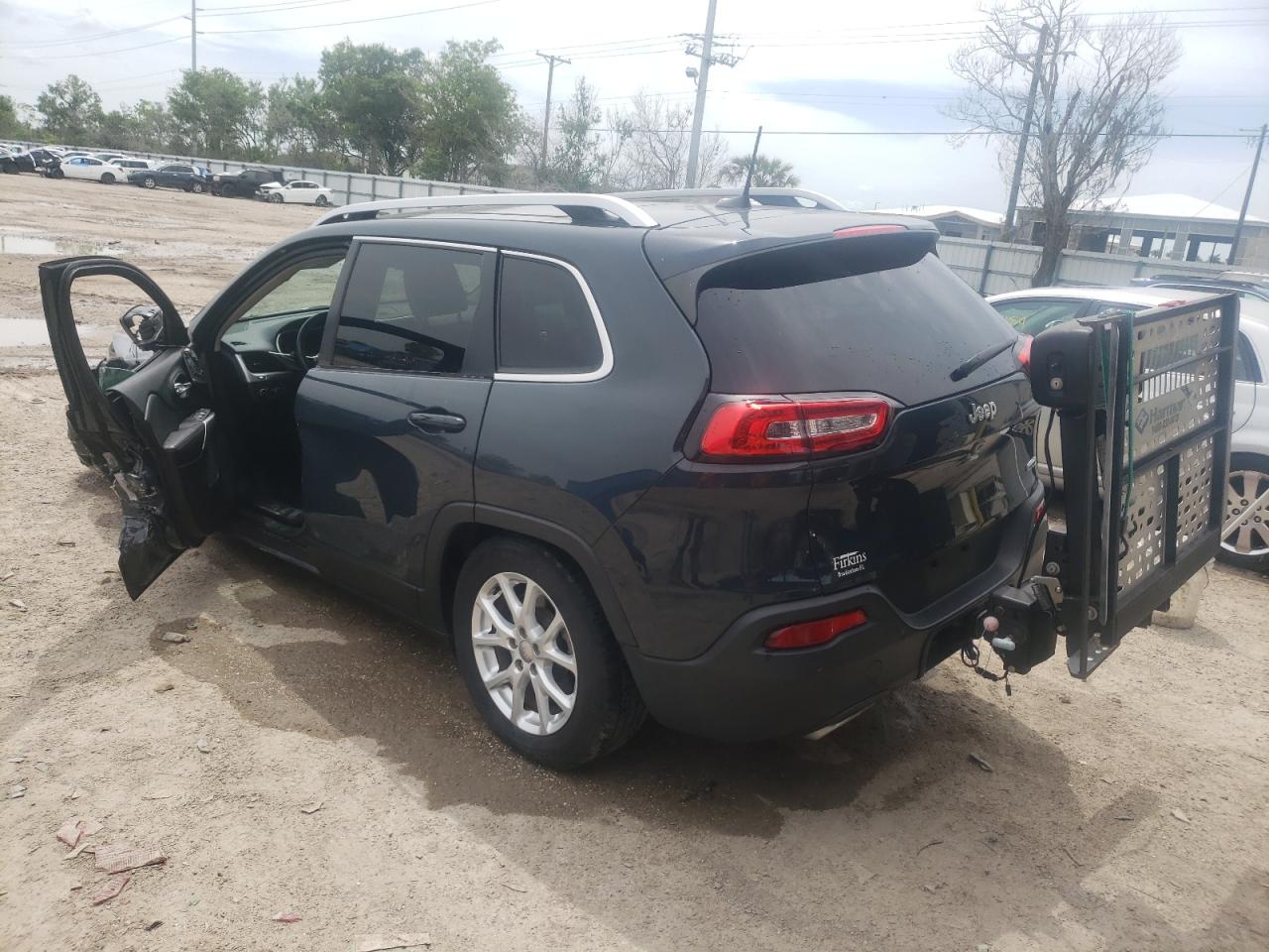 Photo 3 from auction – 2018 JEEP CHEROKEE L with VIN 1C4PJLLX3JD580697