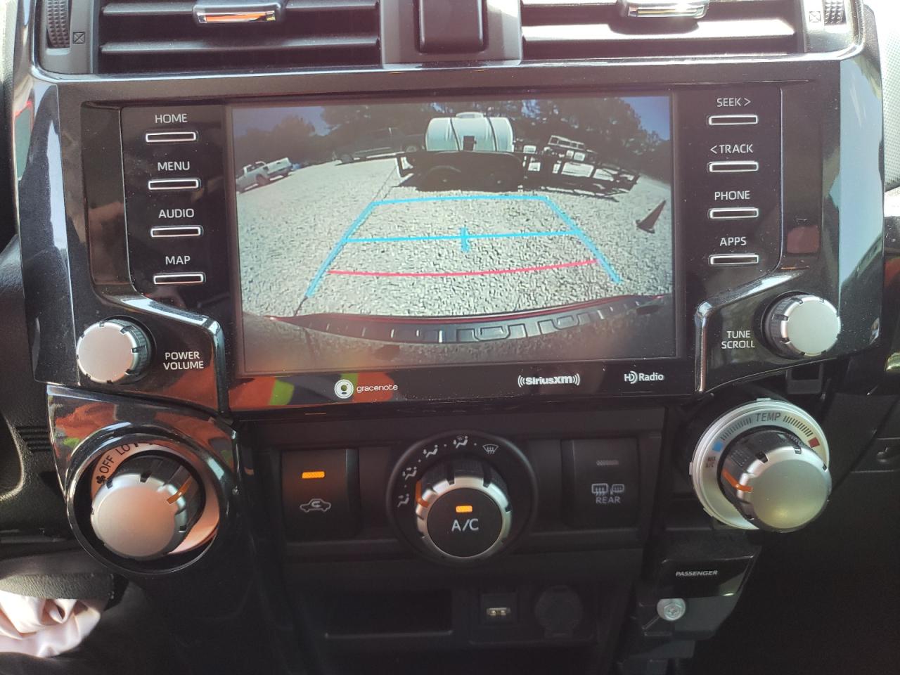 Photo 9 from auction – 2020 TOYOTA 4RUNNER SR with VIN JTEBU5JR3L5761583