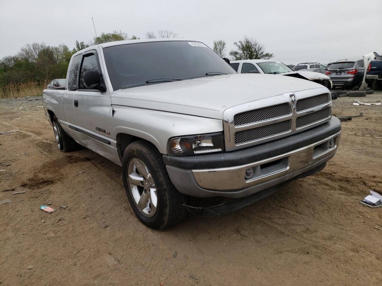 DODGE RAM 1500 2001 with VIN 1B7HC13Y71J612113 - Photo from auction