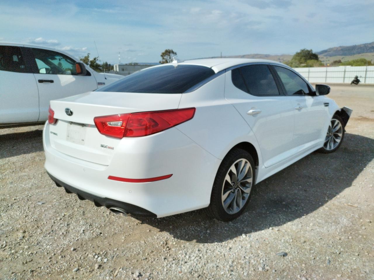صورة رقم 4 من المزاد - 2014 KIA OPTIMA SX مع VIN 5XXGR4A72EG269744