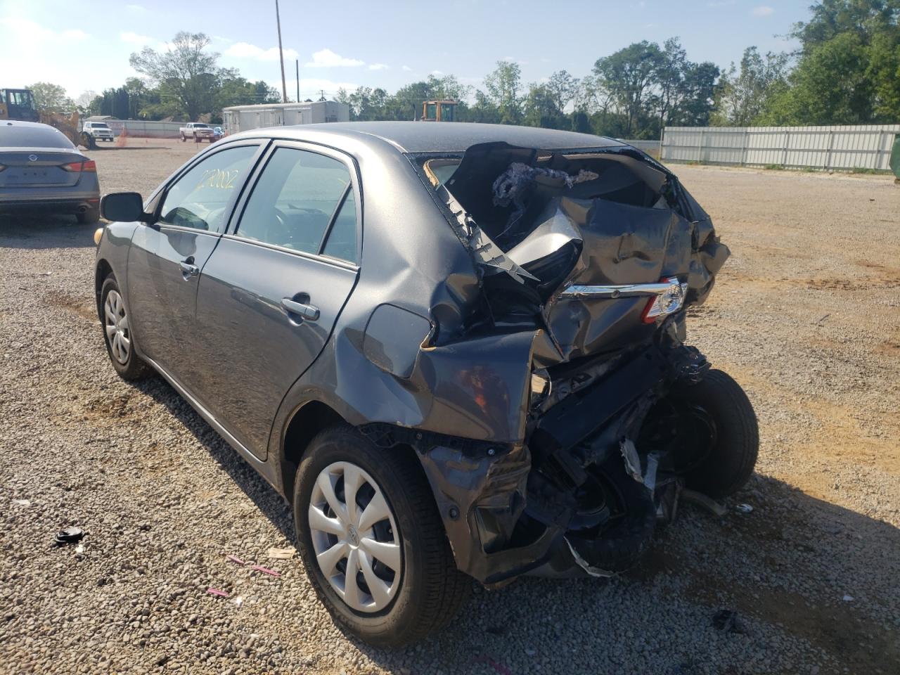 Photo 3 from auction – 2011 TOYOTA CARROLLA with VIN 2T1BU4EE9BC590717