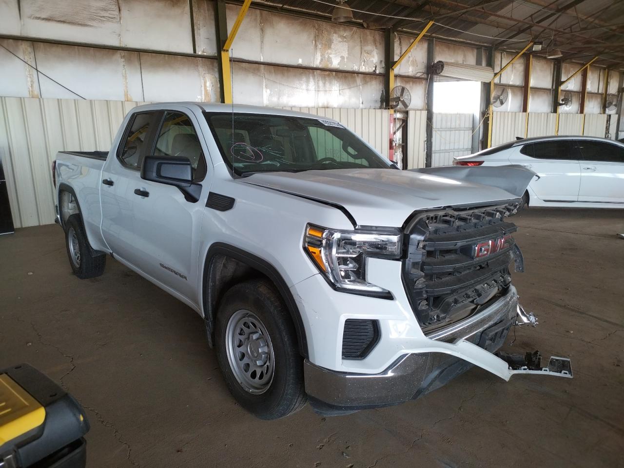 GMC SIERRA C15 2020 with VIN 1GTR8AEF7LZ228564 - Photo from auction