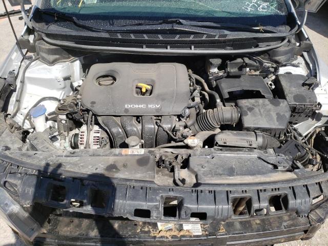 Photo 7 from auction – 2017 KIA FORTE LX with VIN 3KPFK4A72HE047797