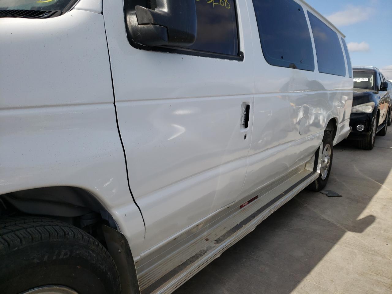 Photo 9 from auction – 2010 FORD ECONOLINE with VIN 1FBSS3BL4ADA52421