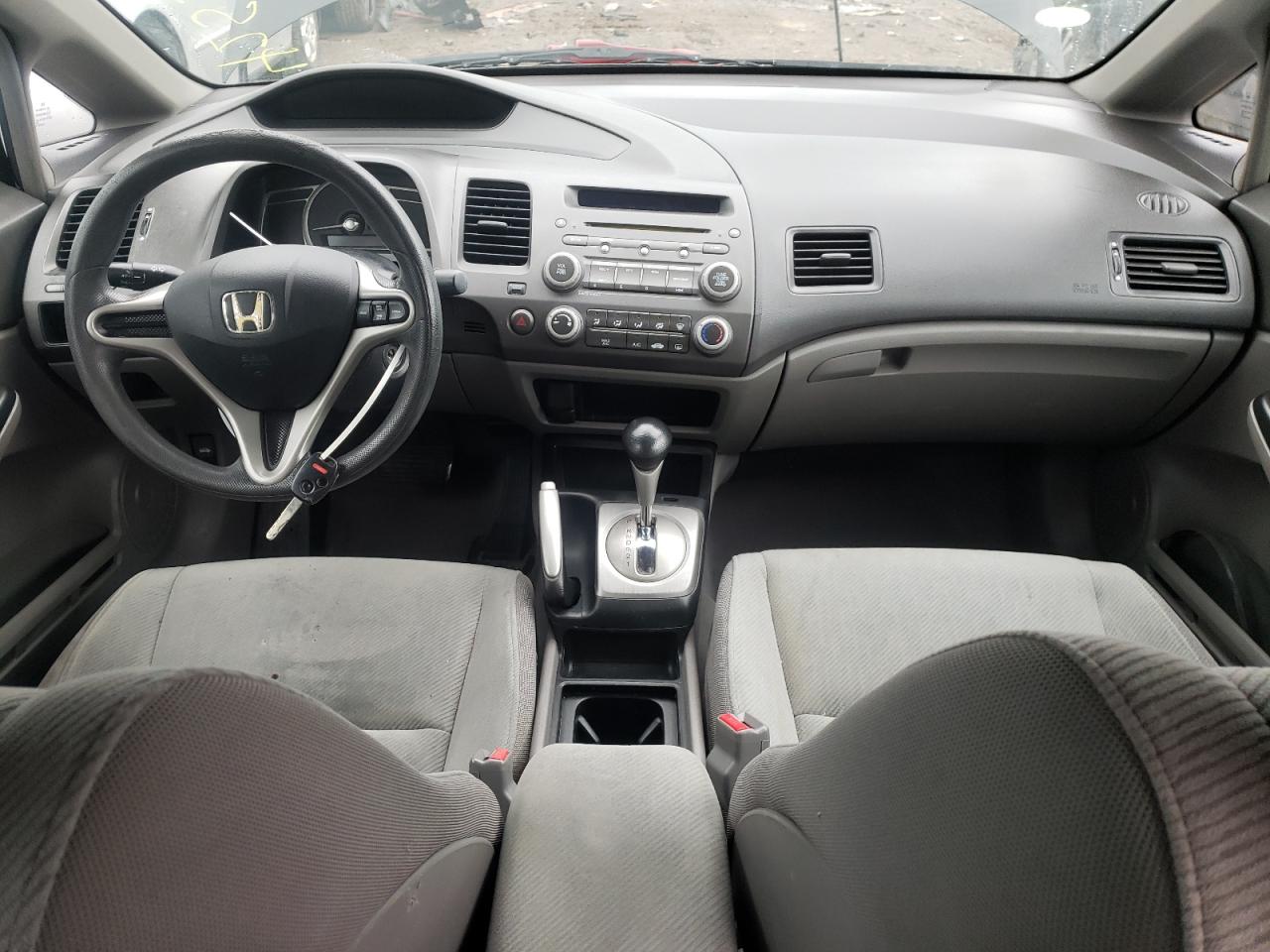 Photo 9 from auction – 2010 HONDA CIVIC LX with VIN 19XFA1F57AE078459
