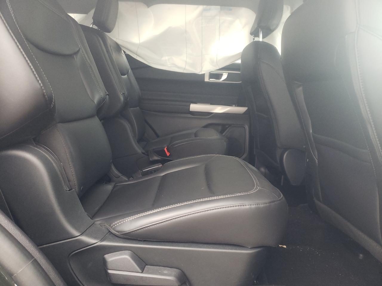 Photo 6 from auction – 2021 FORD EXPLORER X with VIN 1FMSK8DH5MGB94664