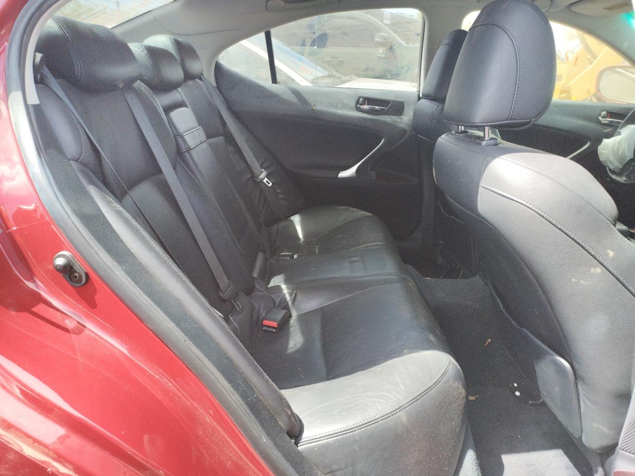 Photo 6 from auction – 2006 LEXUS IS 250 with VIN JTHBK262865022359