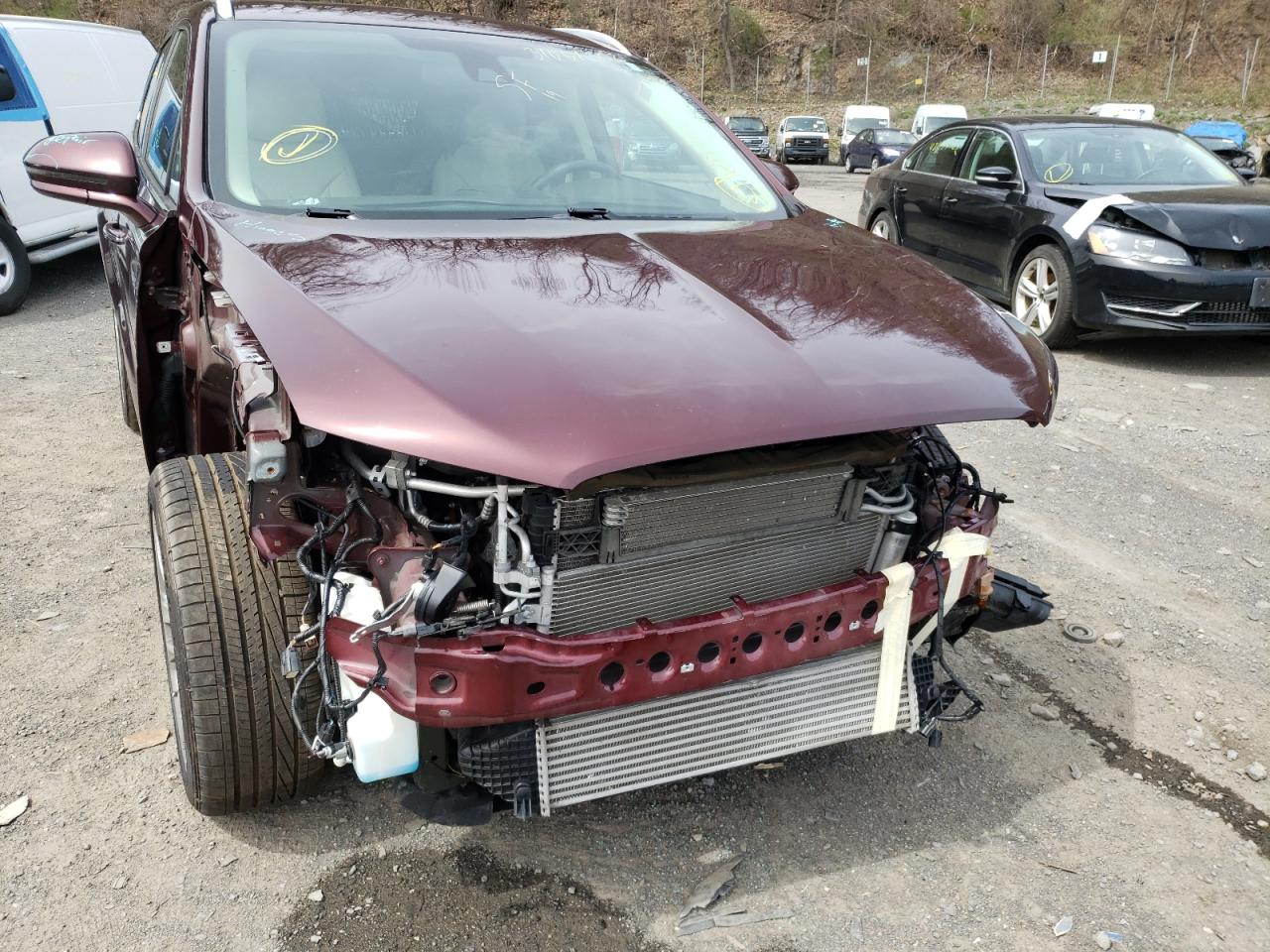 Photo 9 from auction – 2019 LINCOLN MKC RESERV with VIN 5LMCJ3D9XKUL09161