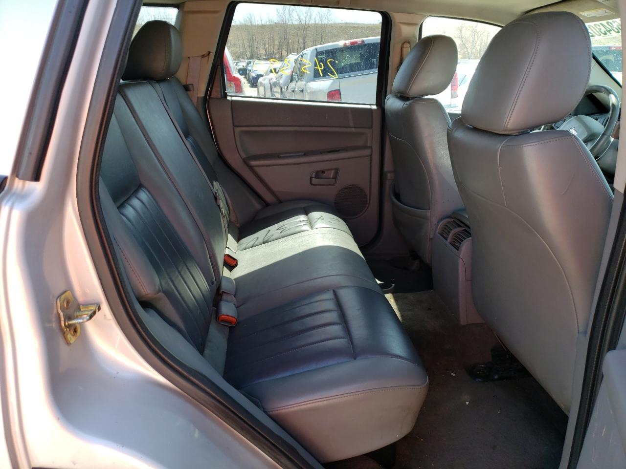Photo 6 from auction – 2005 JEEP GRAND CHER with VIN 1J4GR48K25C677178