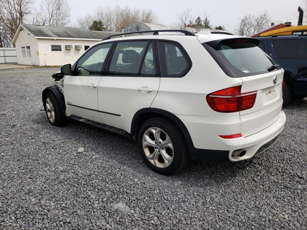 Photo 3 from auction – 2011 BMW X5 XDRIVE3 with VIN 5UXZW0C51BL662926