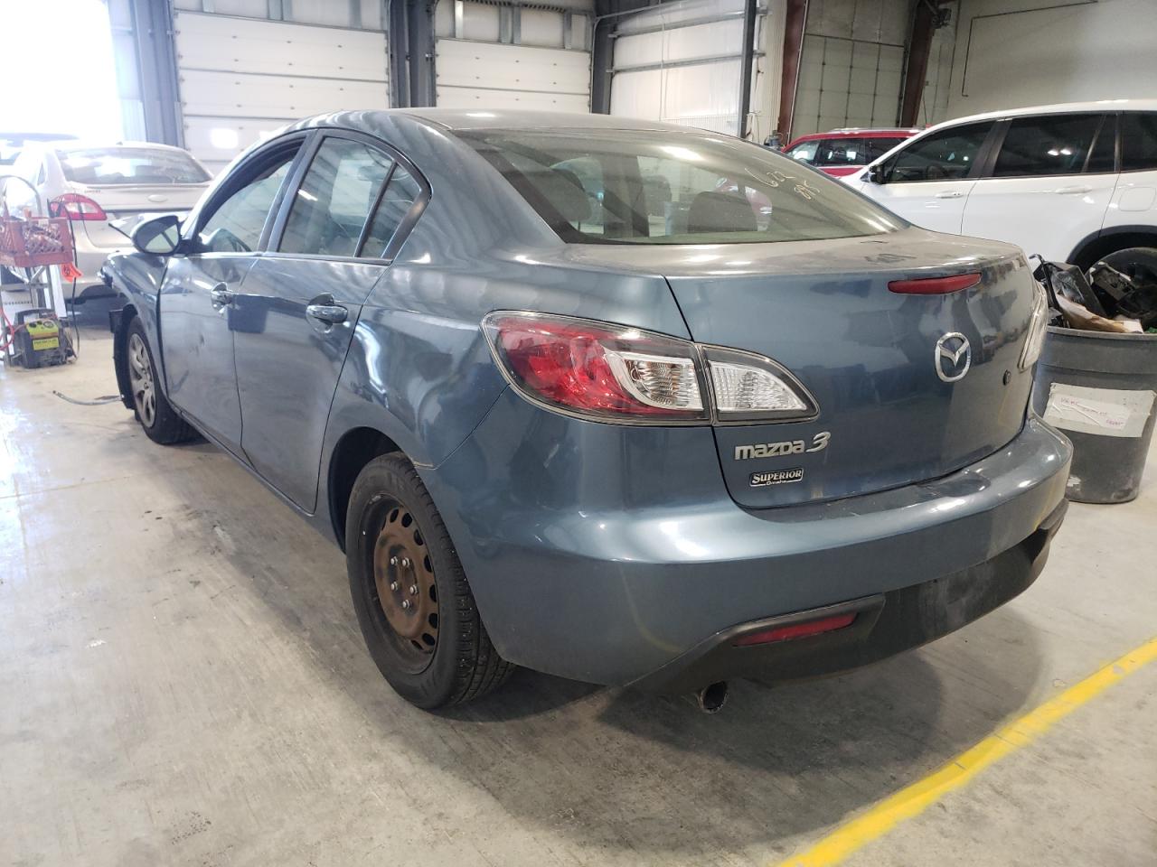 Photo 3 from auction – 2010 MAZDA 3 I with VIN JM1BL1SF2A1107764