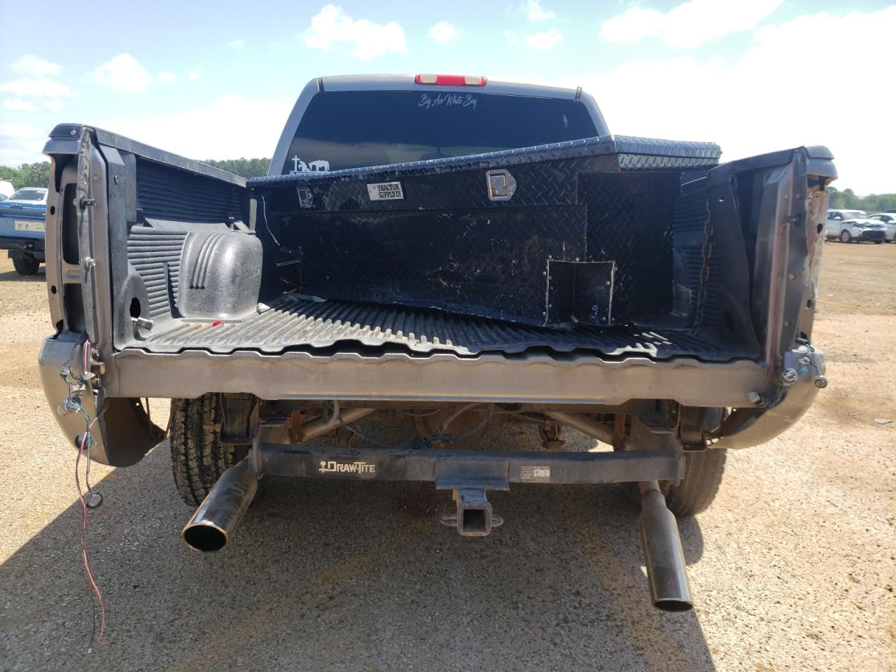 Photo 9 from auction – 2006 CHEVROLET SILVERADO with VIN 2GCEC13V561256657