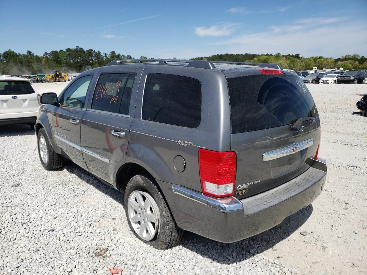 Photo 3 from auction – 2008 CHRYSLER ASPEN LIMI with VIN 1A8HX58N08F136092