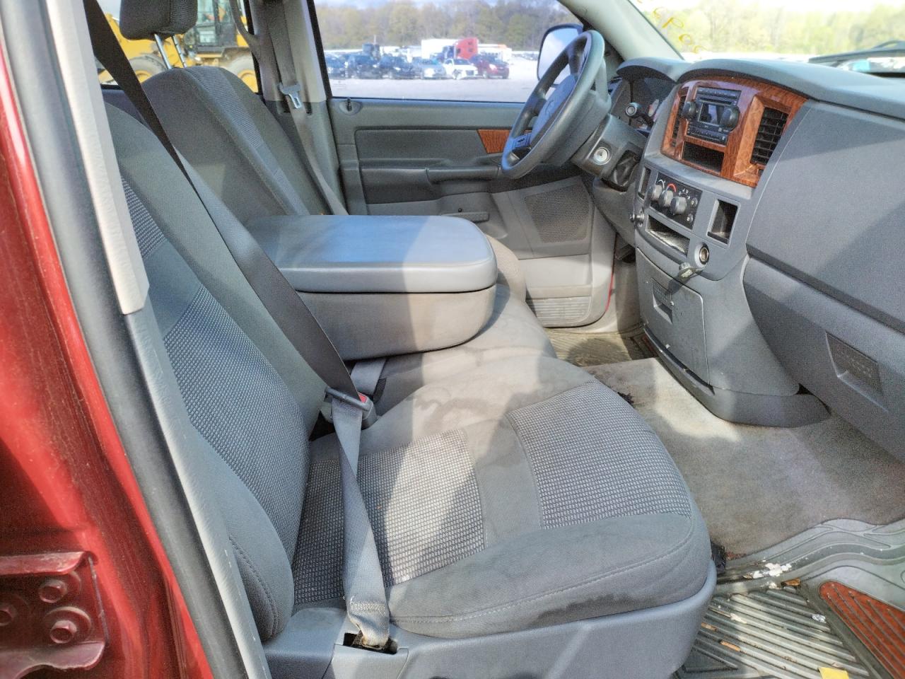 Photo 5 from auction – 2006 DODGE RAM 1500 S with VIN 1D7HA18NX6S647286