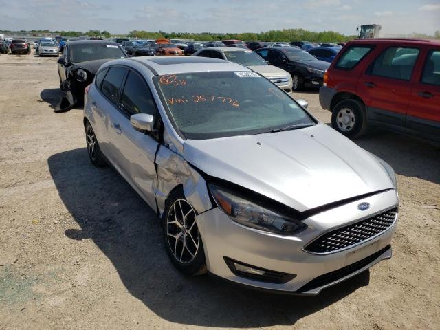 Zdjęcie 1 z aukcji – 2017 FORD FOCUS SEL z VIN 1FADP3M23HL257776