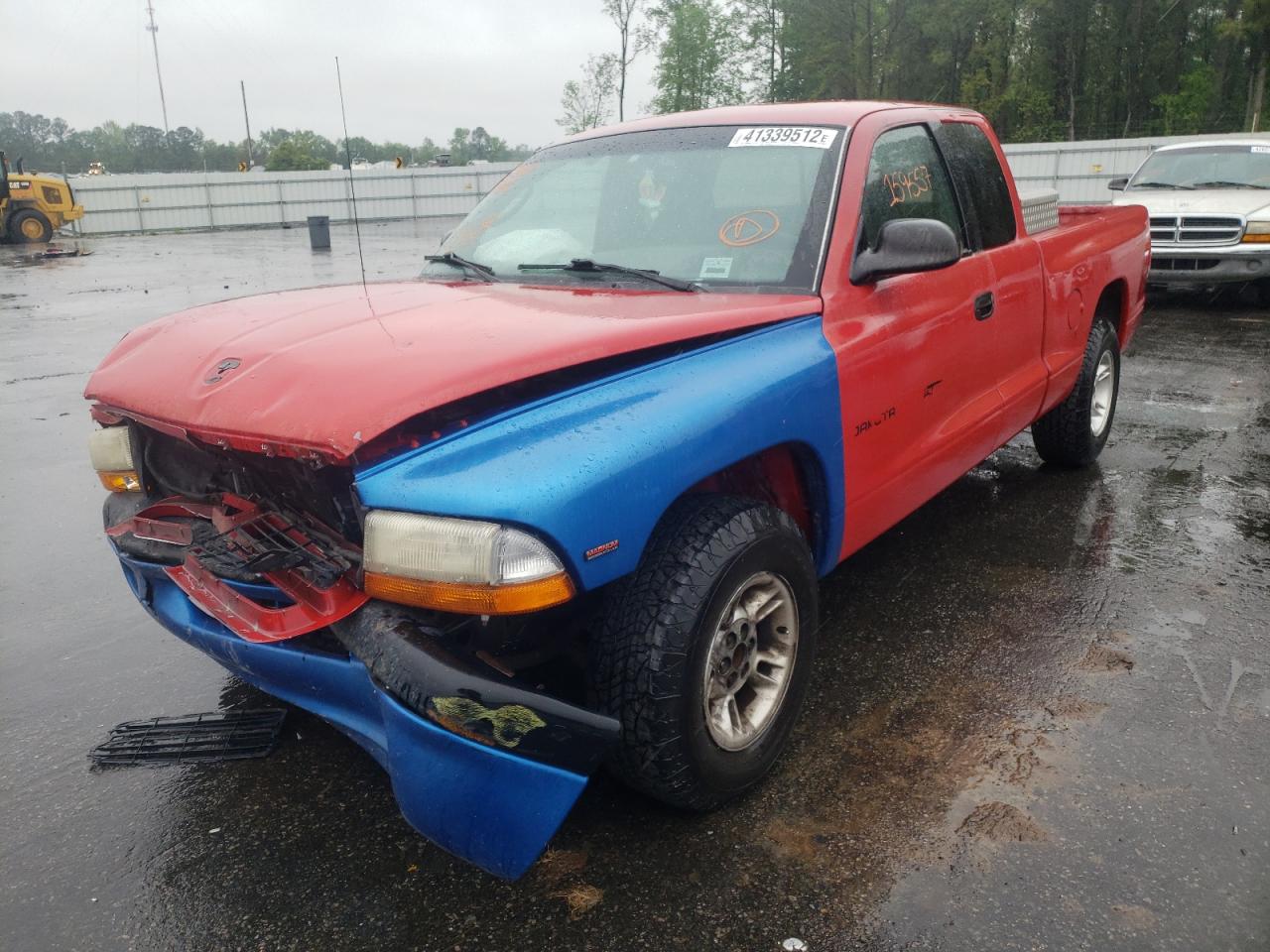 Photo 2 from auction – 2000 DODGE DAKOTA with VIN 1B7GL22X7YS677557