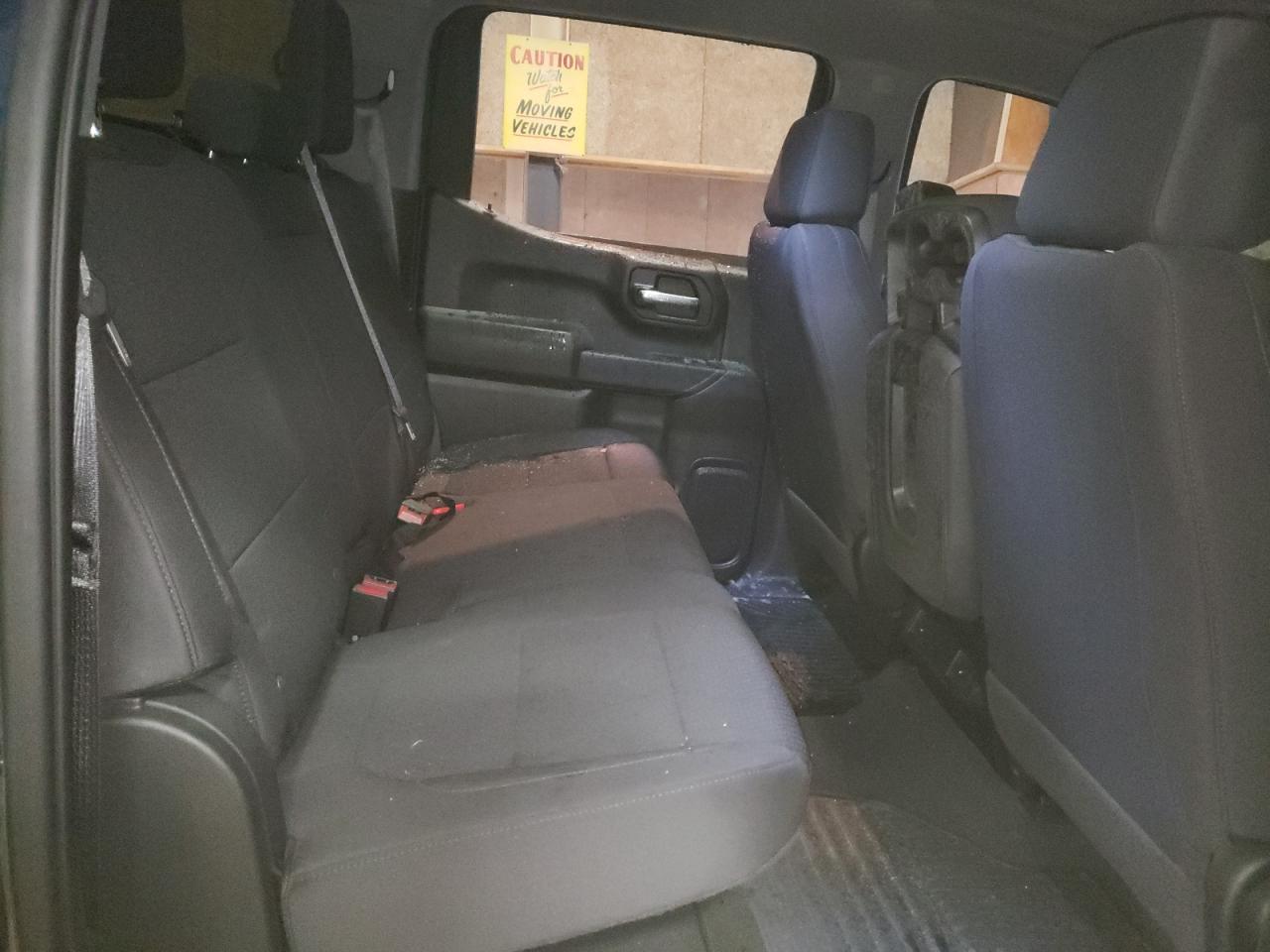 Photo 6 from auction – 2021 CHEVROLET SILVERADO with VIN 1GCPYCEF7MZ426940