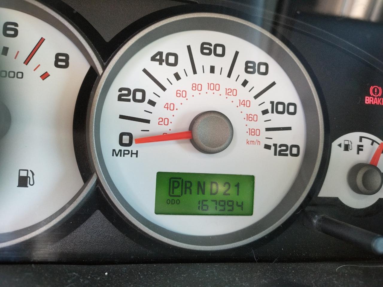 Photo 8 from auction – 2006 FORD ESCAPE XLT with VIN 1FMYU93156KC72276