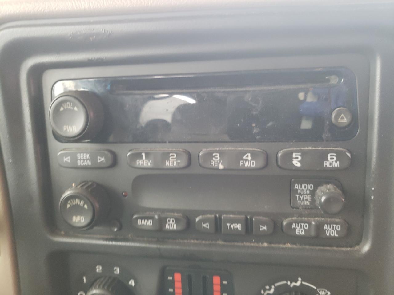 Photo 9 from auction – 2006 CHEVROLET SILVERADO with VIN 2GCEC13T761214487