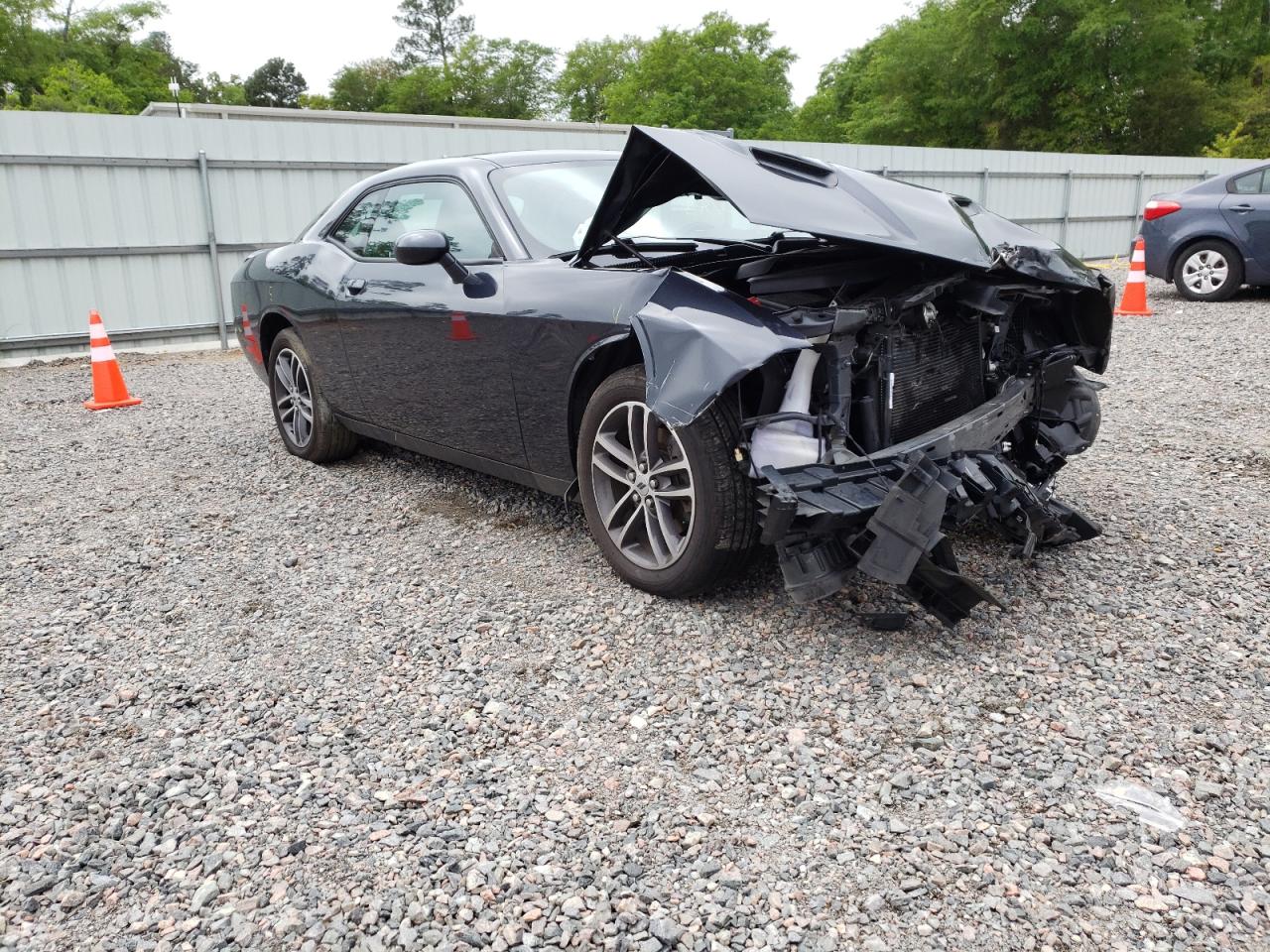 DODGE CHALLENGER 2019 with VIN 2C3CDZGG0KH684690 - Photo from auction