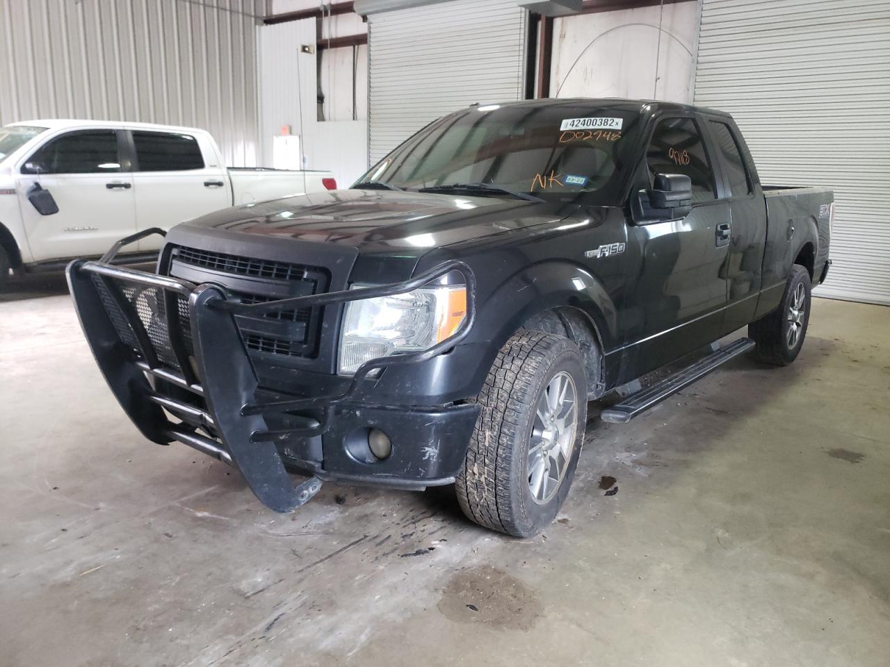 Photo 2 from auction – 2014 FORD F150 SUPER with VIN 1FTFX1CF5EFD02948