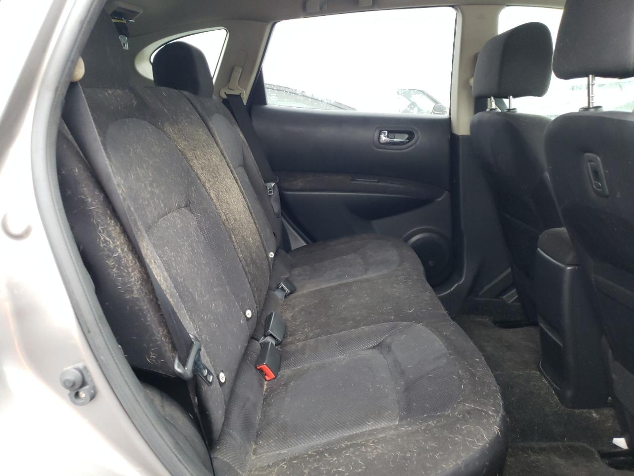 Photo 6 from auction – 2013 NISSAN ROGUE S with VIN JN8AS5MT3DW037356