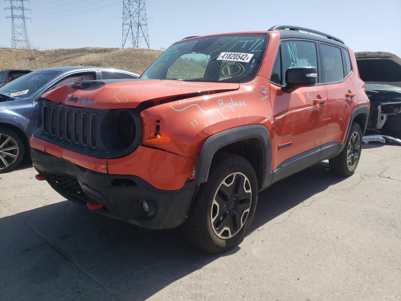 Photo 2 from auction – 2017 JEEP RENEGADE T with VIN ZACCJBCB2HPG44172