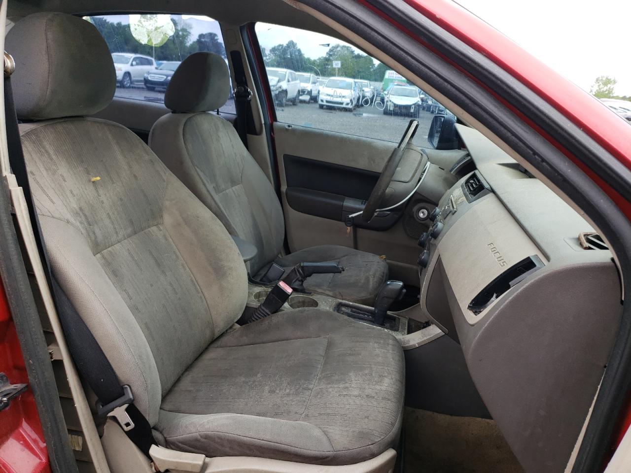 Photo 5 from auction – 2010 FORD FOCUS SE with VIN 1FAHP3FN3AW232132