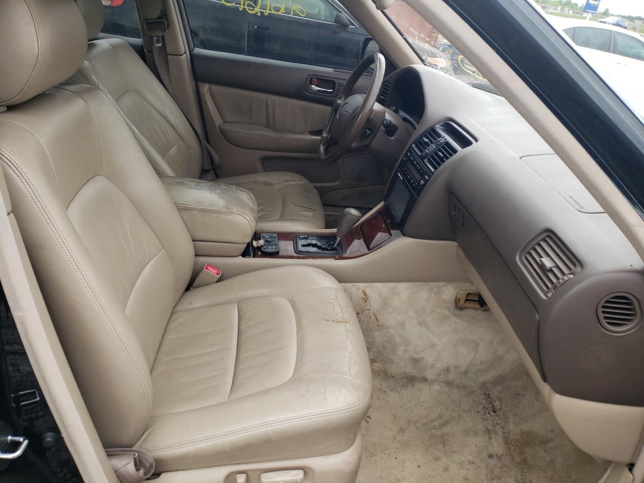 Photo 5 from auction – 1996 LEXUS LS 400 with VIN JT8BH22F6T0060169