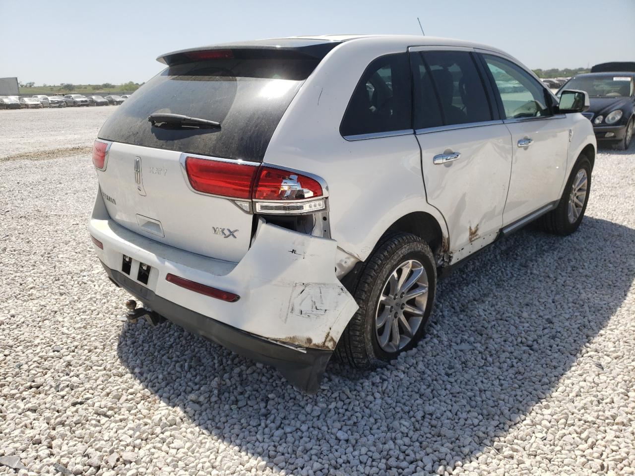 Photo 9 from auction – 2011 LINCOLN MKX with VIN 2LMDJ6JK2BBJ06923