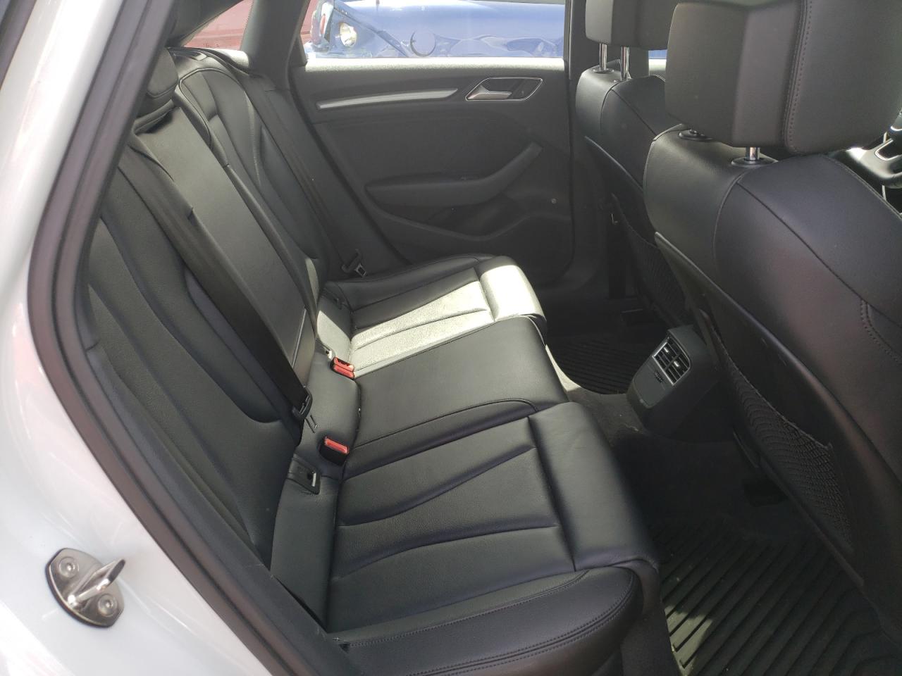 Photo 6 from auction – 2018 AUDI A3 PREMIUM with VIN WAUAUGFF0J1083287