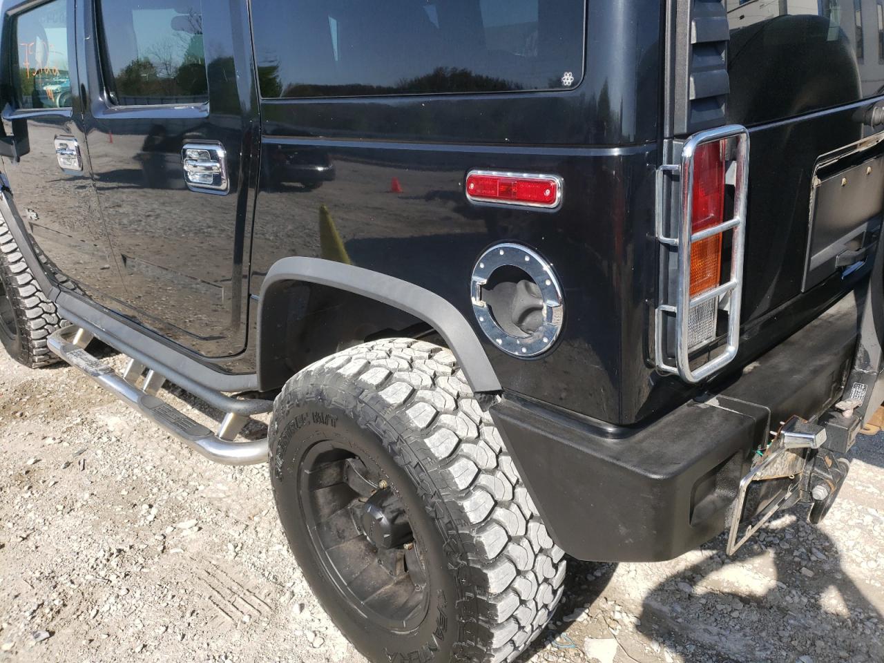 Photo 9 from auction – 2004 HUMMER H2 with VIN 5GRGN23U54H109263