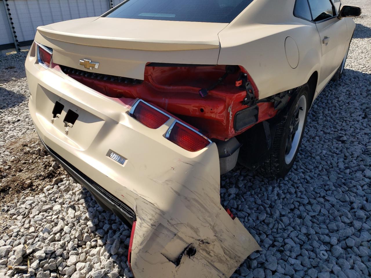 Photo 9 from auction – 2013 CHEVROLET CAMARO LS with VIN 2G1FA1E35D9156815
