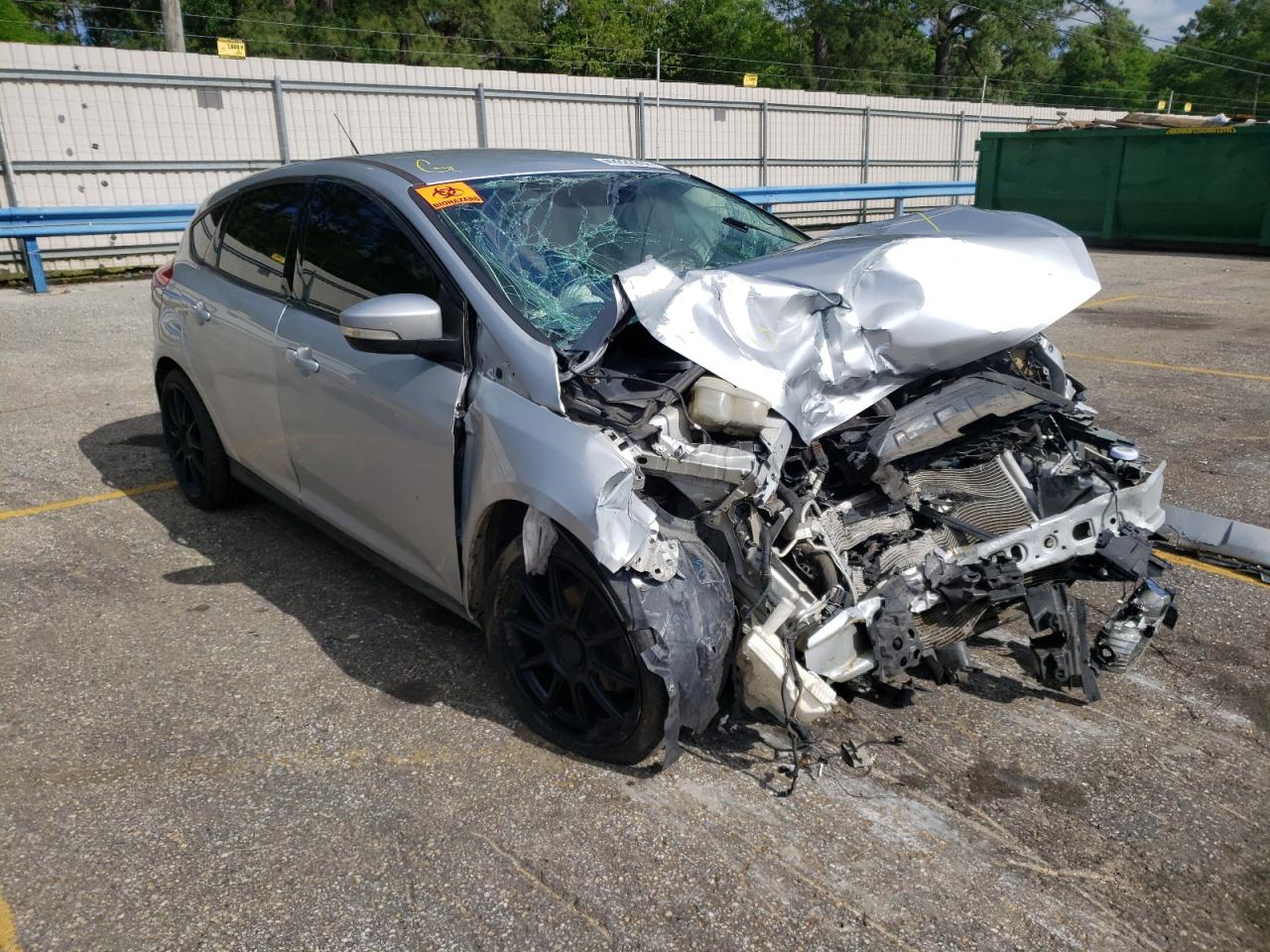 FORD FOCUS SE 2017 with VIN 1FADP3K27HL271425 - Photo from auction