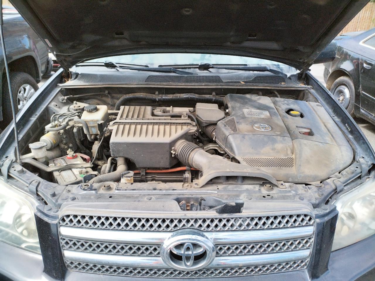 Photo 7 from auction – 2006 TOYOTA HIGHLANDER with VIN JTEEW21A060012502