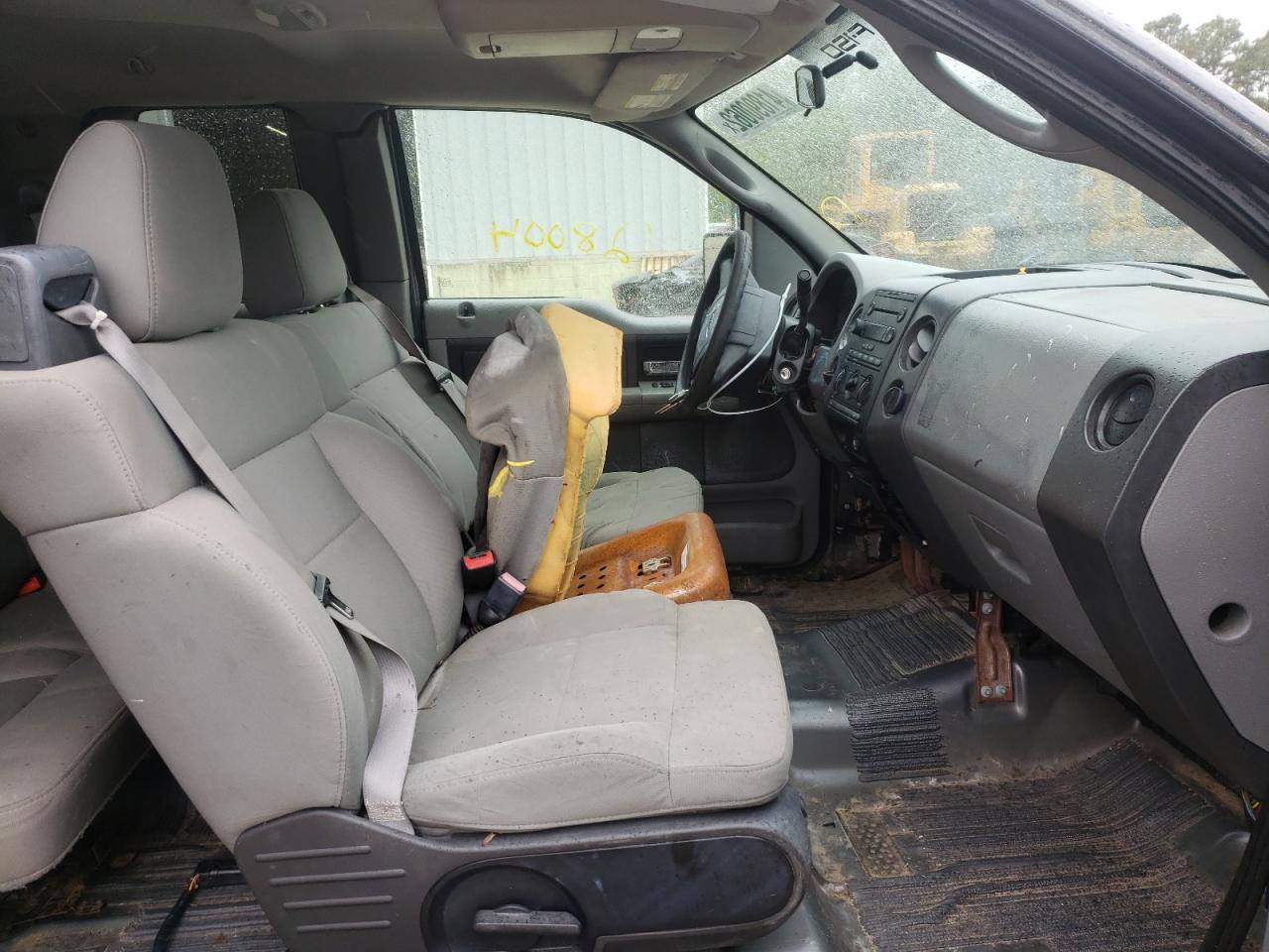 Photo 5 from auction – 2007 FORD F150 with VIN 1FTRX12W47FB52753