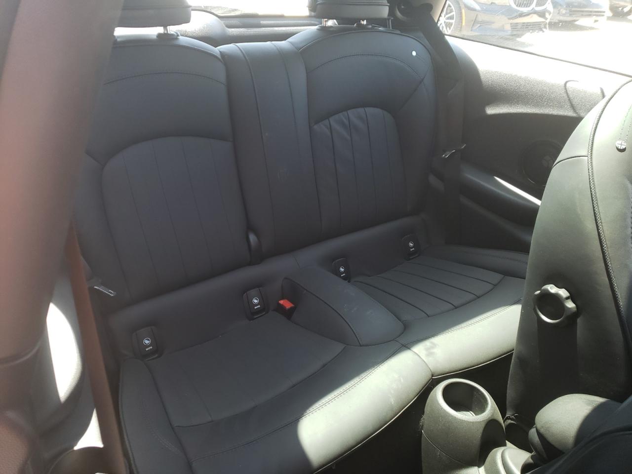 Photo 6 from auction – 2022 MINI COOPER SE with VIN WMW13DJ05N2R93392