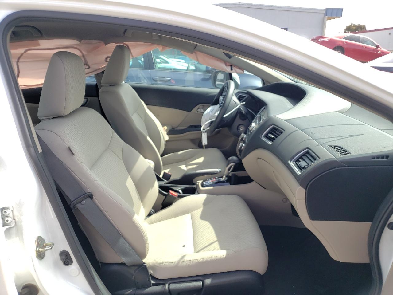 Photo 5 from auction – 2014 HONDA CIVIC LX with VIN 19XFB2F5XEE019849