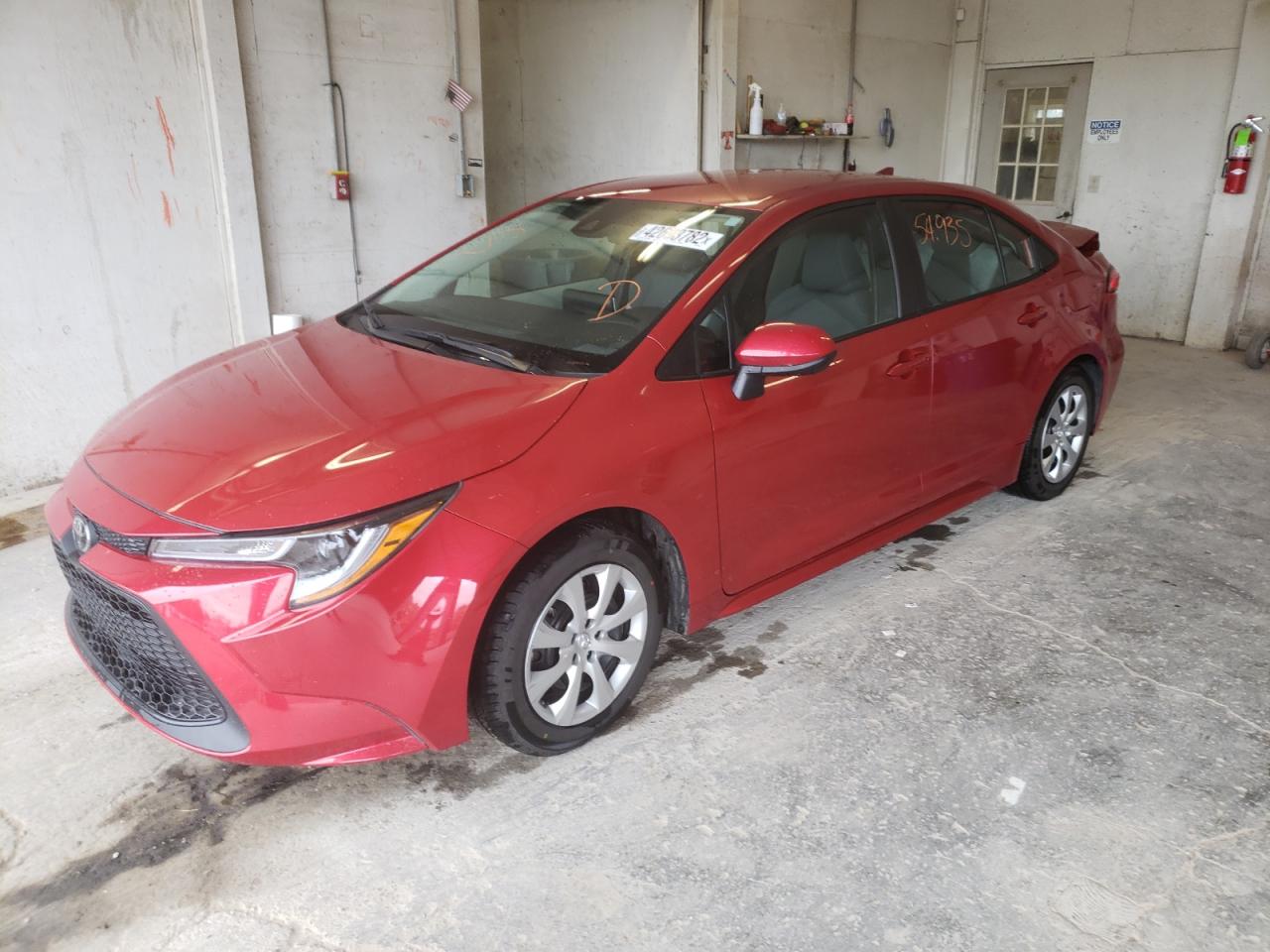 Photo 2 from auction – 2020 TOYOTA COROLLA LE with VIN 5YFEPRAE3LP048053