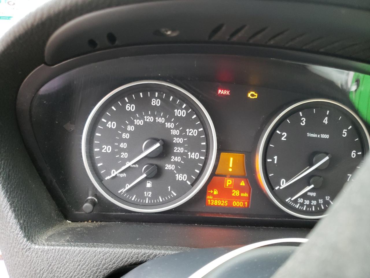 Photo 8 from auction – 2013 BMW X5 XDRIVE3 with VIN 5UXZV4C56D0B00392