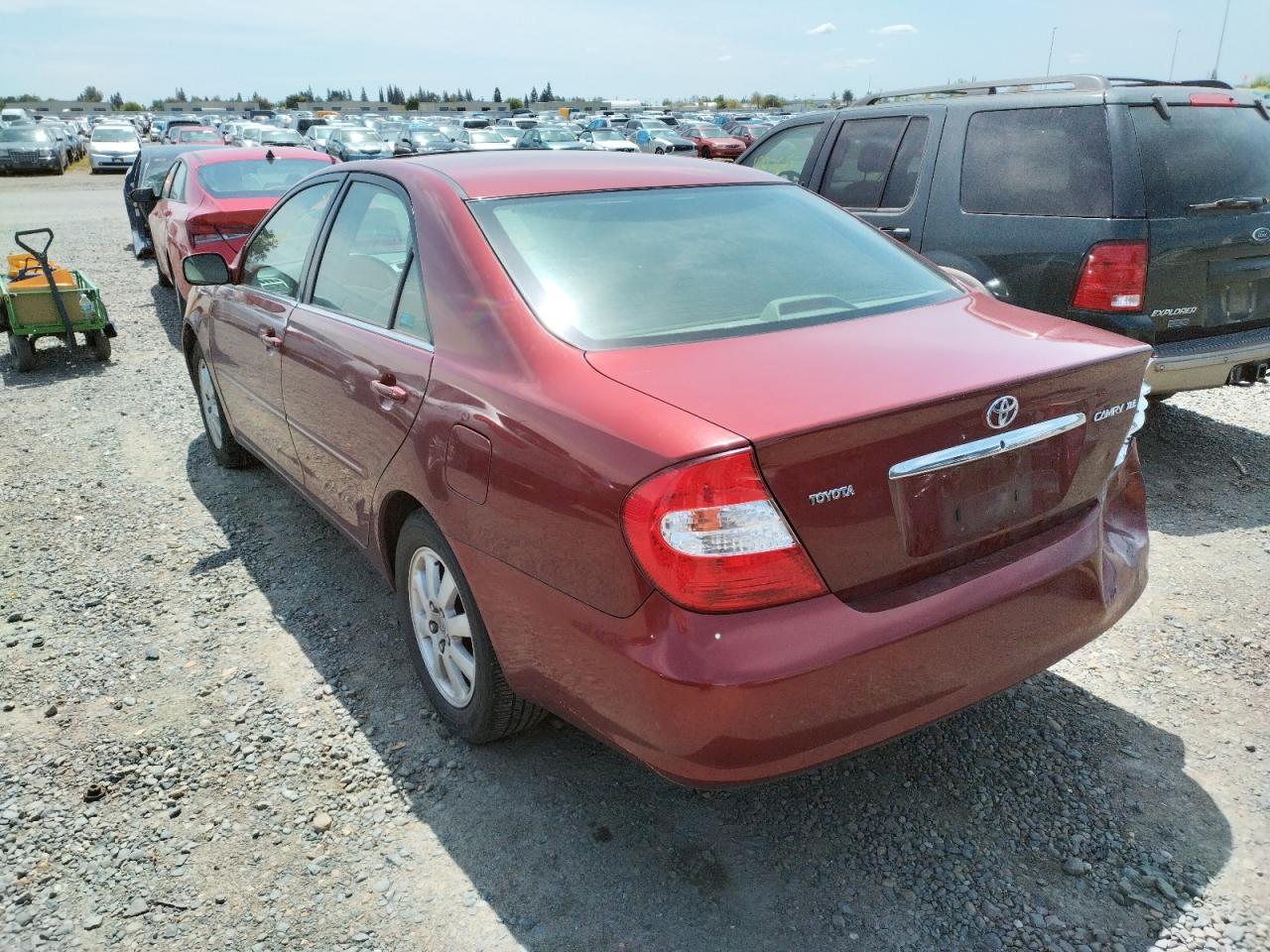 Photo 3 from auction – 2004 TOYOTA CAMRY LE with VIN 4T1BE30K94U291900