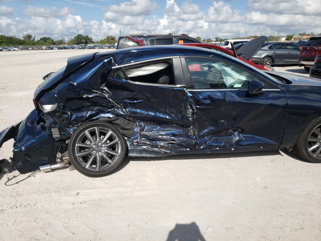 Photo 9 from auction – 2022 MAZDA 3 SELECT with VIN JM1BPAKLXN1512447